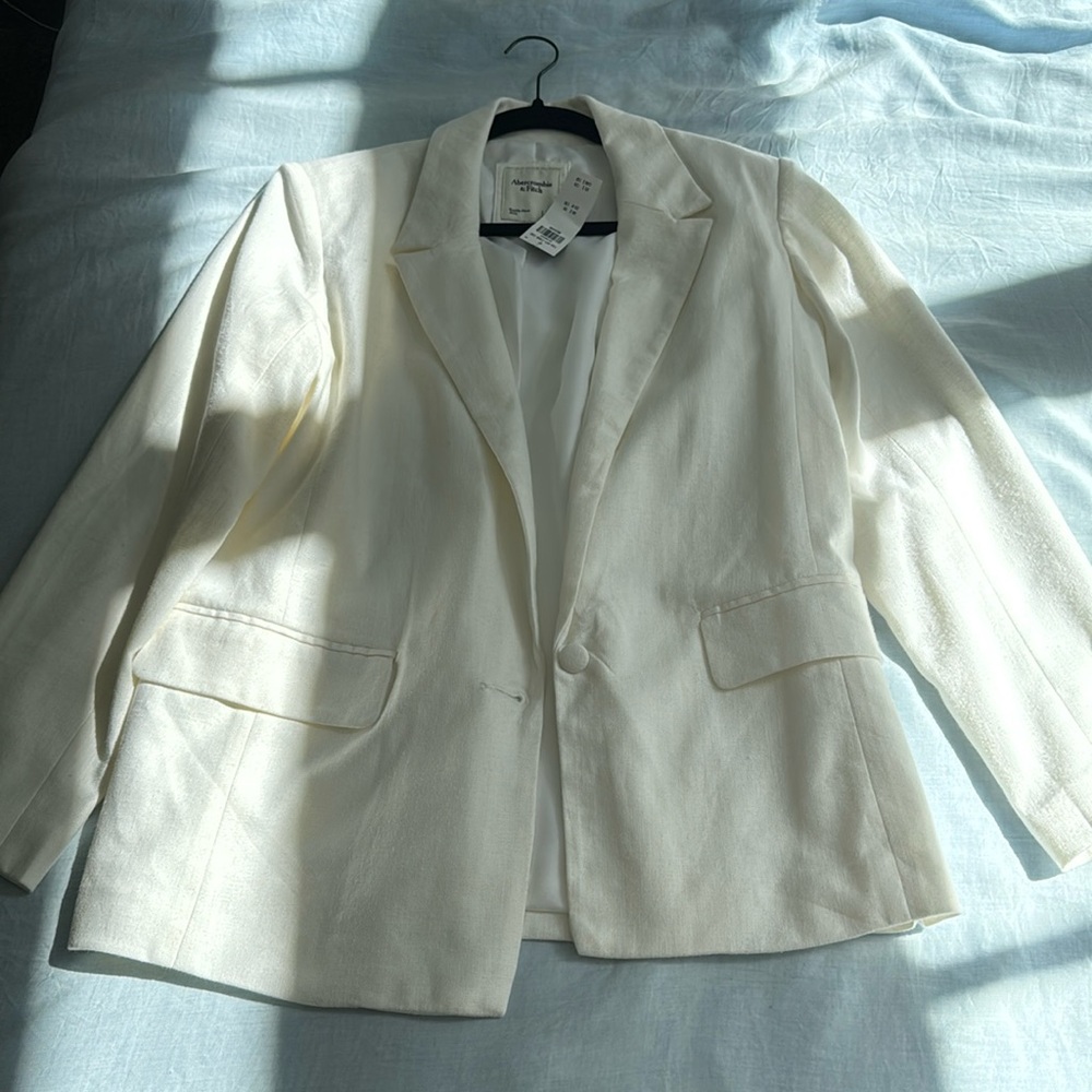Abercrombie & Fitch Linen Blazer